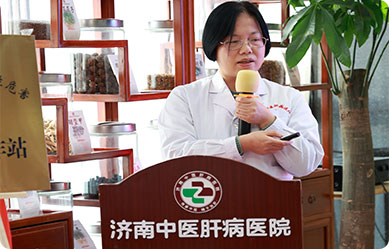 袁琼英